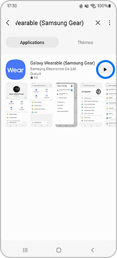 Image avec l'application téléchargée et un geste de pression sur l'icône de lecture.
