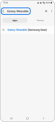 Ansicht des Suchbildschirms mit hervorgehobener „Galaxy Wearable“-Option.