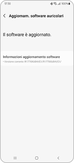 Visualizzazione della schermata "Aggiornam. software auricolari" in cui è possibile verificare la versione corrente delle Galaxy Buds.