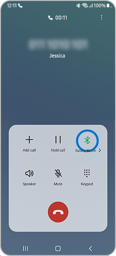 Call screen of a smartphone with the Bluetooth icon highlighted.