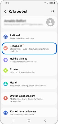 Kella sätete menüüs valitud valik „Teavitused“