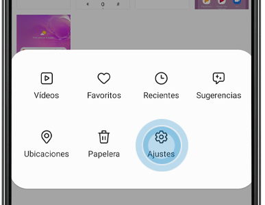 El icono de Ajustes tiene forma de rueda dentada.