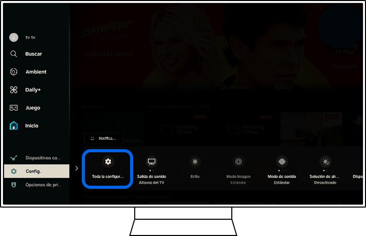 Un televisor Samsung muestra las opciones de Ajustes.
