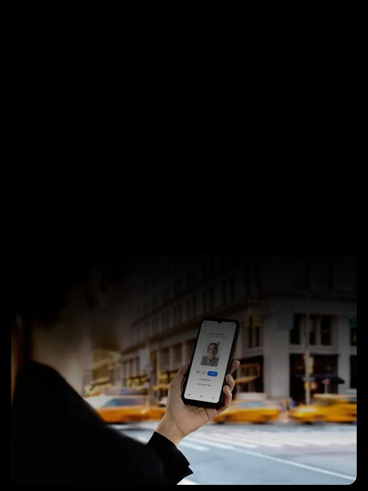 Two smartphones are shown with water splashes around them. A droplet icon shows IP68