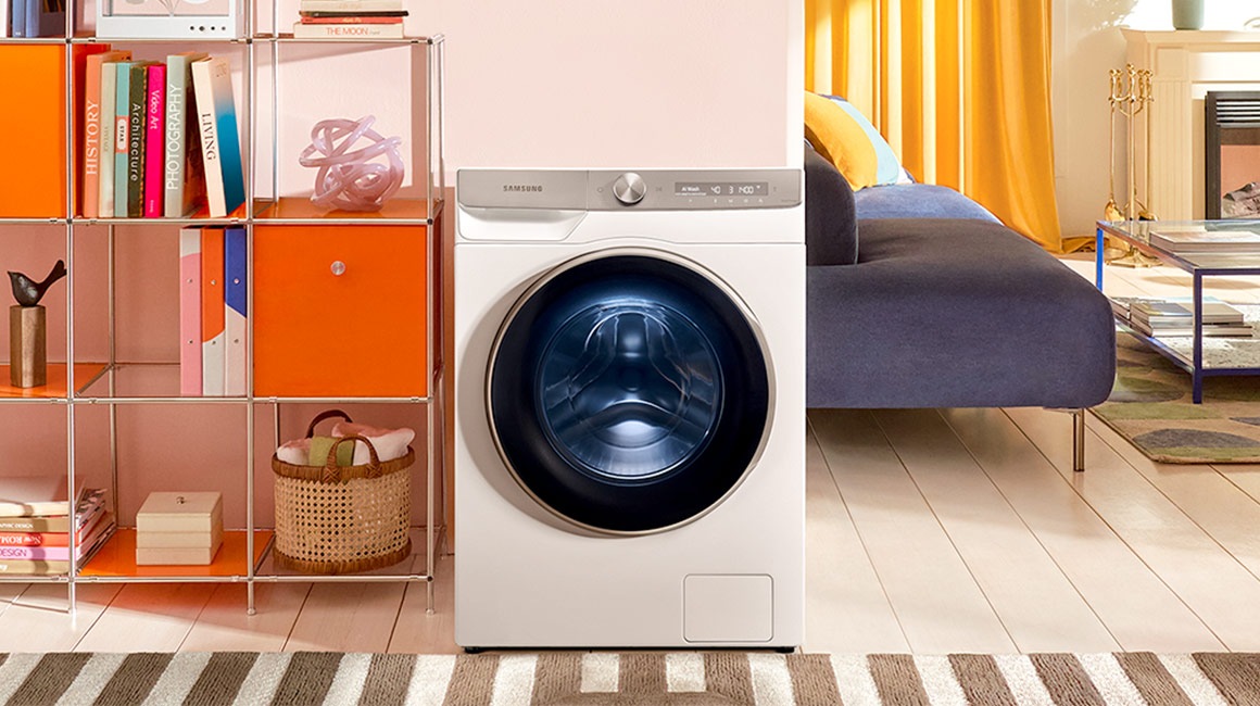 Το πλυντήριο Samsung στο μοντέρνο σαλόνι.