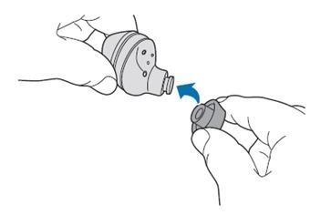 prepare earbuds for use, install earbud tip galaxy buds, galaxy s10 wireless bluetooth earphones, galaxy s10+ earphones, galaxy s10e earbuds
