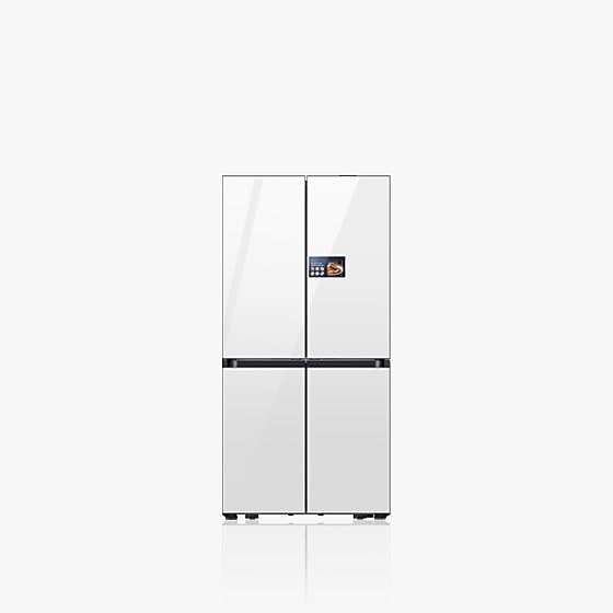Bespoke AI Refrigerator prikazan je sprijeda. Image: attached