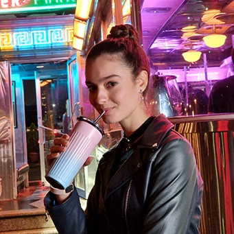 originalna fotografija tanke slamke