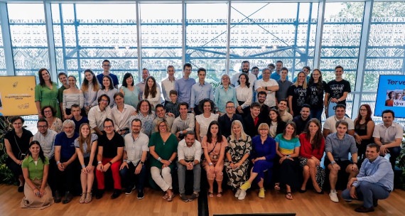 Csoportkép a 2022-es győztesekről