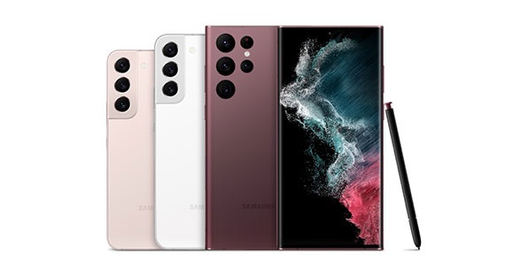 Phantom Pink rózsaszínű Galaxy S21 5G és Phantom Violet lila színű S21+ 5G hátulnézete.