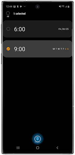 Delete alarm in Galaxy Wearables app on Galaxy smartphone