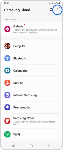 Schermata smartphone con l'icona Altre opzioni (3 punti) selezionata.