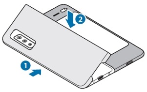 Inserisci delicatamente la parte della cover