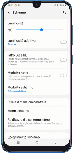 Quando attiva, la luminosità adattiva regola automaticamente il livello di luminosità dello schermo del telefono