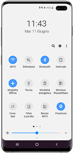 Pannello delle notifiche aperto con opzioni rapide