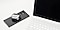Galaxy S24 Ultra(ギャラクシーS24ウルトラ)とGalaxy S24(ギャラクシーS24)の背面同士が十字に重なり、ワイヤレスバッテリー共有を行っている。