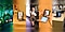 ガジェット系YouTuber(ユーチューバー)の美咲みささんが、折りたたみスマホ「Galaxy Z Flip6(ギャラクシーZフリップ6)」を使って動画撮影や編集をしている5枚の画像。