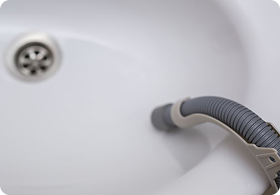 Шланг в раковине