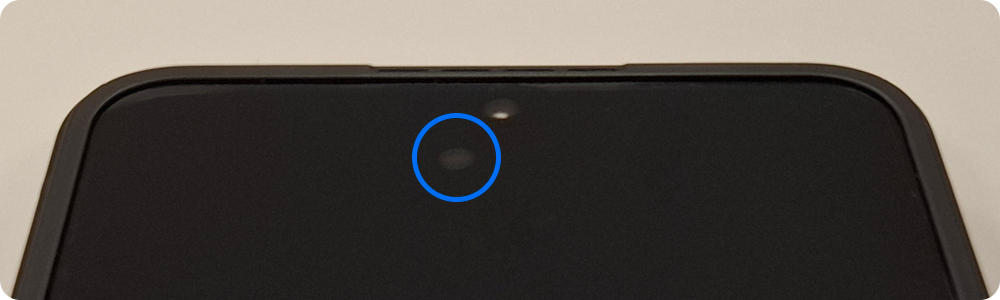 Пятно на экране Galaxy Z Flip7