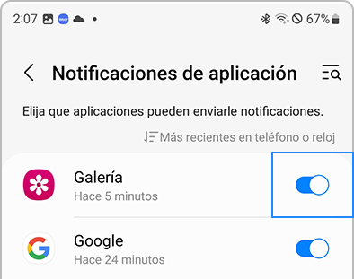 Una lista de aplicaciones con interruptores en la aplicación Galaxy Wearable