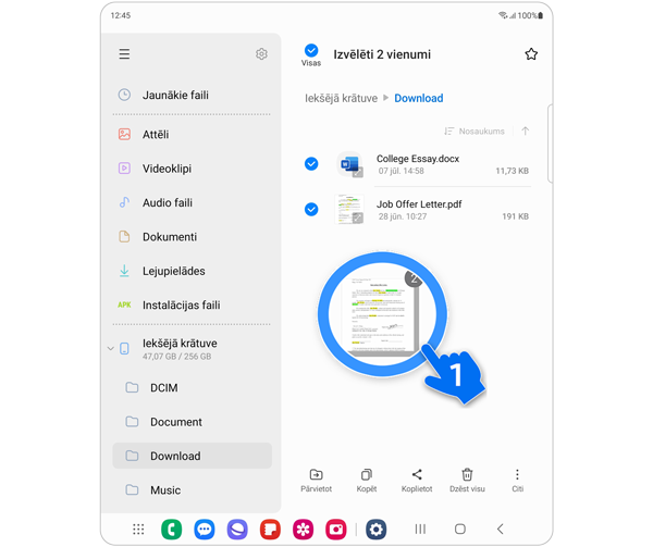Vairāku failu pārvietošana starp mapēm ar abām rokām Galaxy ierīcē. 2. solis.