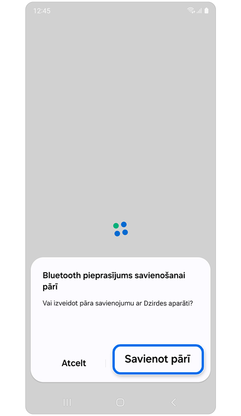 Uznirstošais logs ar Bluetooth savienošanas pieprasījumu