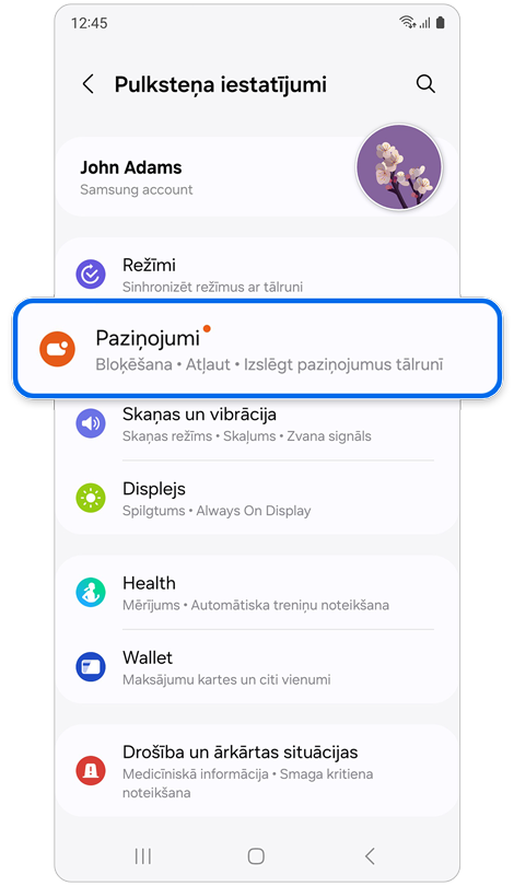 Sākuma ekrāns Pulksteņa iestatījumi.