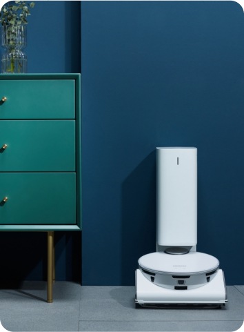 Bespoke Jet Bot+ Robot Vacuum 60 W Clean Station™