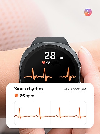 Een zwarte Galaxy Watch om een pols die toont hoe je je hartritme kunt volgen.