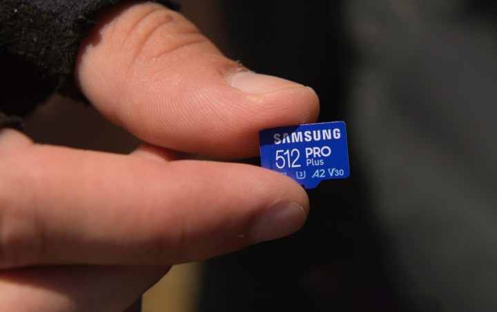 Foto’s, video’s en bewerking in microformaat met maximale prestaties dankzij de PRO Plus Micro en SD-kaarten.