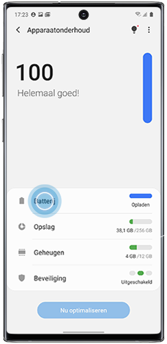 De batterij wordt geselecteerd in het apparaatonderhoudgedeelte van een Galaxy-smartphone