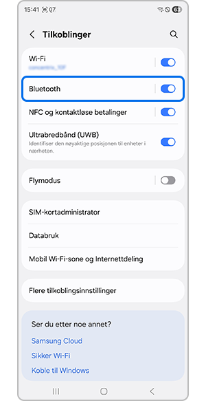 Trykk på Tilkoblinger i innstillingene