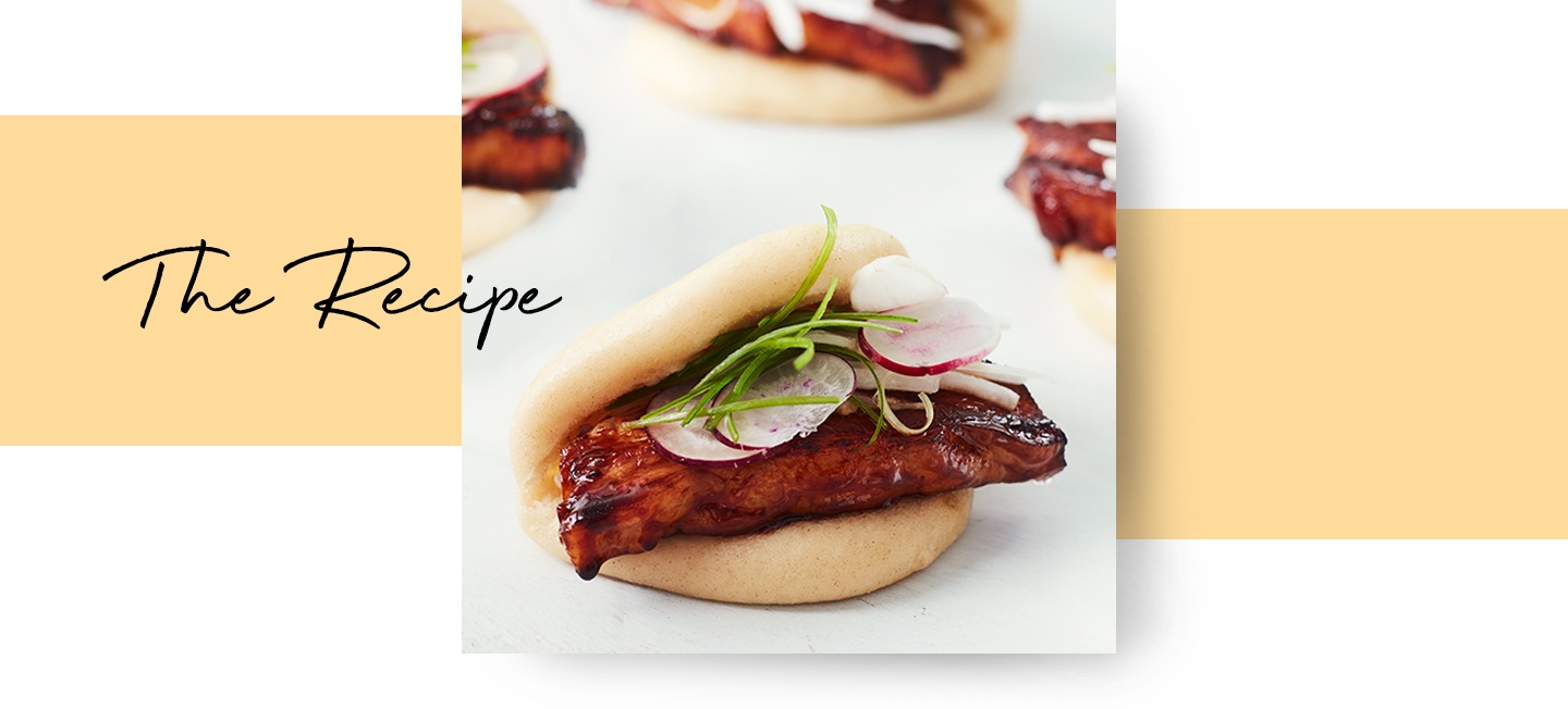 the recipe: buns stuffed with a slices of glazed pork belly