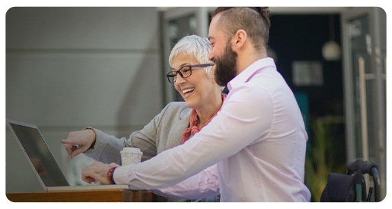 Korzyści Samsung GUARD Serwis: Dłuższe wsparcie techniczne dla urządzeń biznesowych.