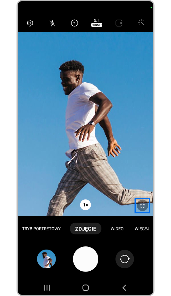 dotknij ikony kropek aparatu telefonu galaxy s22 ultra camera, aby włączyć wzbogacanie szczegółów