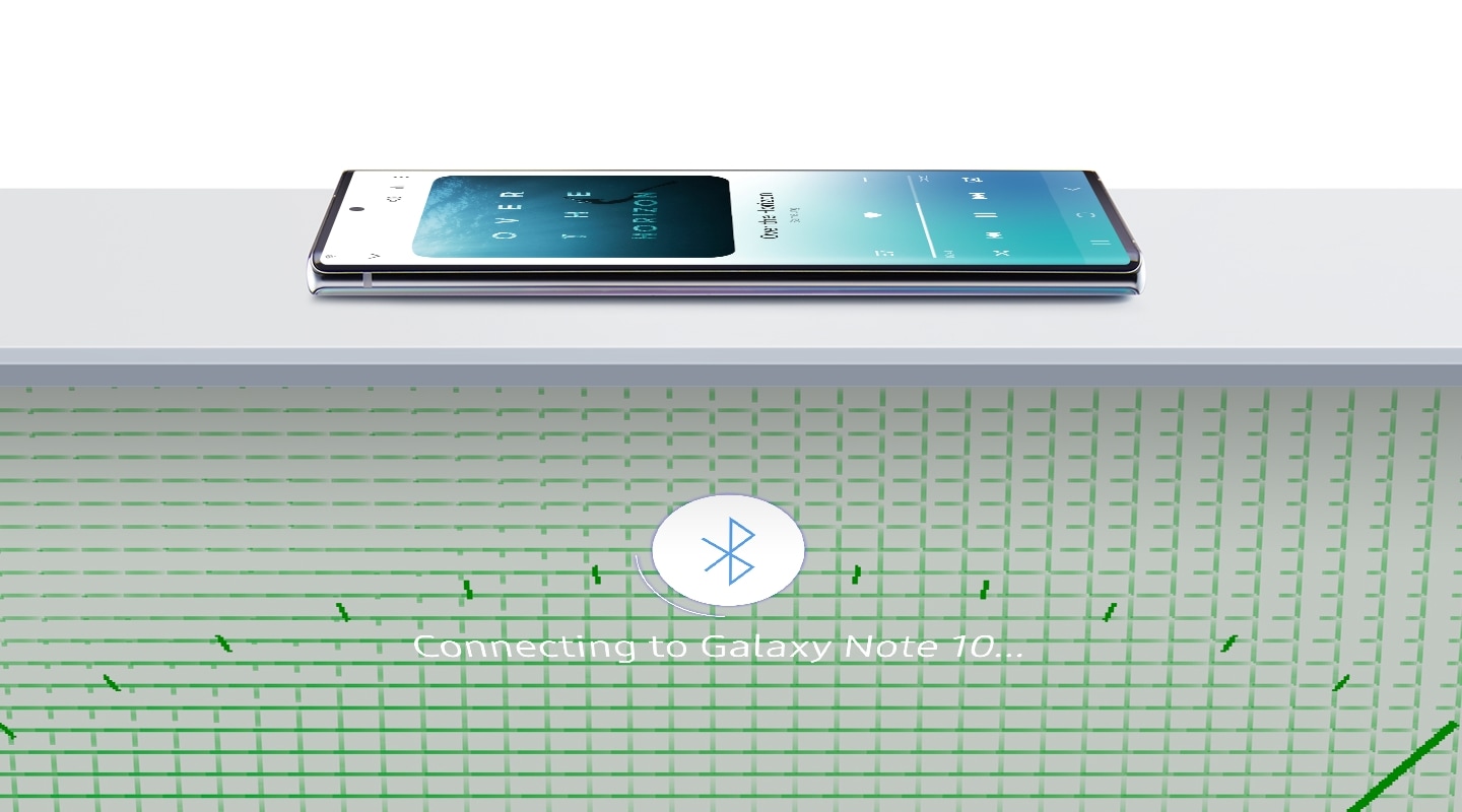 لاستخدام خاصية الاتصال قريب المدى (NFC)، يوضع هاتف محمول على الحرف "N" أعلى تلفزيون The Serif، ويعرض التلفزيون على الشاشة تشغيل الموسيقى مباشرةً.