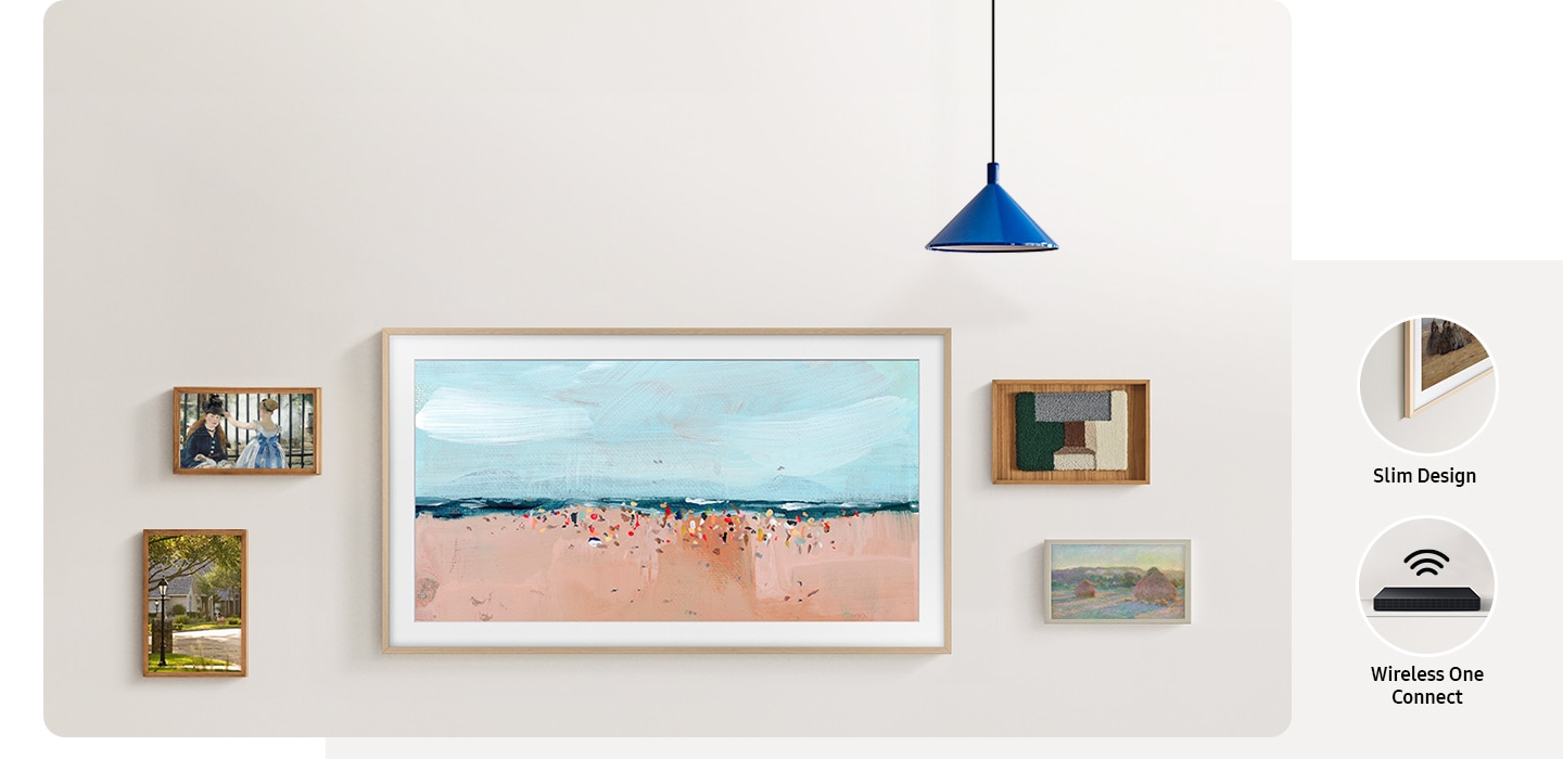 Uma The Frame com um suporte de parede mistura-se com outros quadros mais pequenos. Planos aproximados do design Slim e do Cabo de Ligação Invisível.