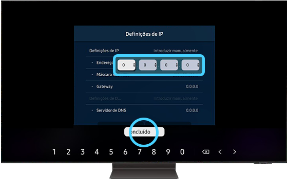 A TV Samsung mostra os campos do menu Definições de IP.