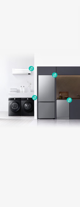 Vários eletrodomésticos estão na cozinha e na lavandaria.