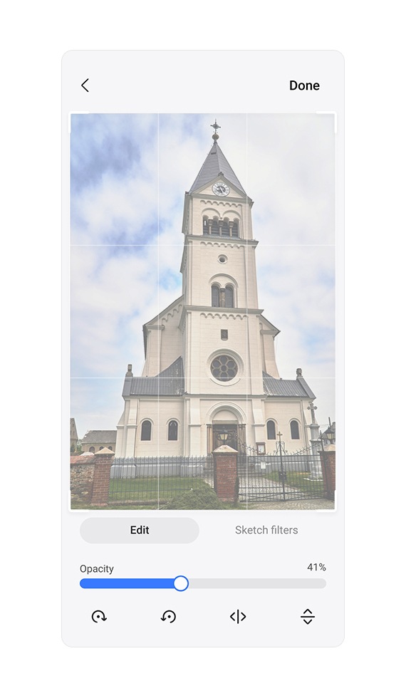 La edición está en marcha en la aplicación PENUP, presenta una imagen de una iglesia grande. El ajuste de opacidad está ajustado actualmente al 41 %.