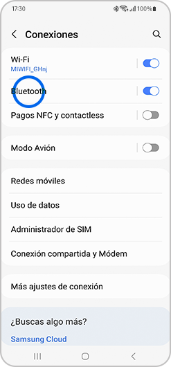 Atingeti Bluetooth apoi glisati butonul de comutare Bluetooth pentru a l activa