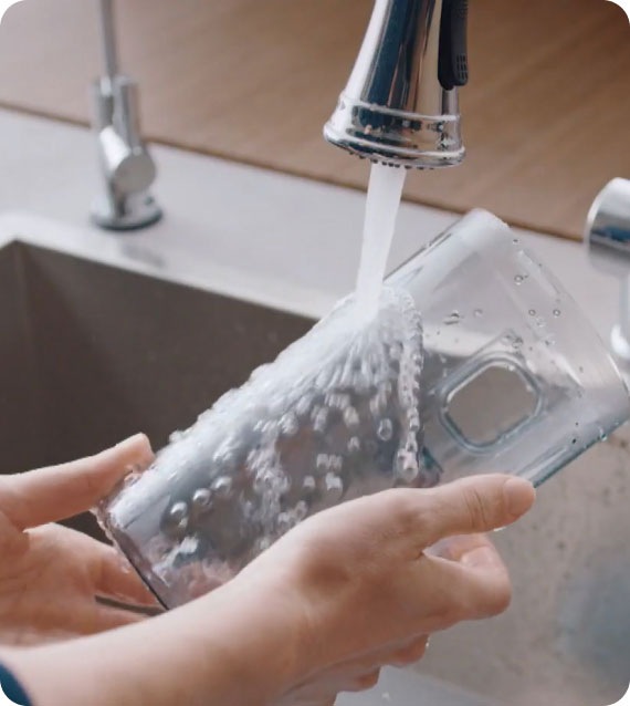 Пылесос Jet легко чистить, его фильтры и детали можно мыть в воде.