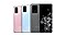 Pogled od zadaj na nebeško rožnati mobilni telefon Cloud Pink Galaxy S20, nebeško modri mobilni telefon Cloud Blue Galaxy S20+ in kozmično sivi mobilni telefon Cosmic Grey Galaxy S20 Ultra 5G, ki se delno prekrivajo. Na desni je prikazan pogled od spredaj na kozmično sivi mobilni telefon Cosmic Grey Galaxy S20 Ultra 5G.