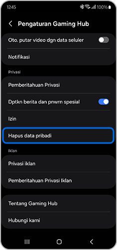 View of step 3. The “Gaming Hub Settings” screen with a tap on the “Erase personal data” option.