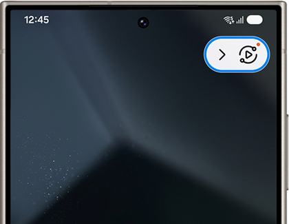 Galaxy phone's screen displaying the Smart View icon activated.