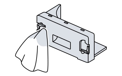 filtrenin nemli bezle temizlenmesi