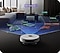 Робот-пилосос Samsung Jet Bot Combo сканує вітальню за допомогою системи розпізнавання обʼєктів зі штучним інтелектом і послідовно виявляє обʼєкти на підлозі: капці, книгу, килим, кабель і пляму.