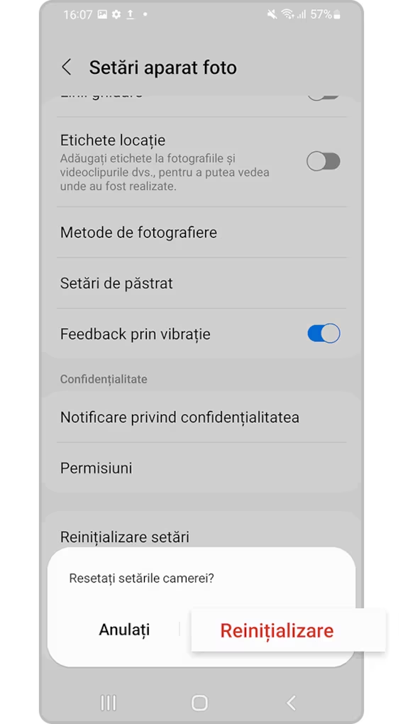 <b> Pasul 3. </b> Atinge <b> Reinițializare  </b> pentru a reseta aplicația <b> Cameră foto</b>.
