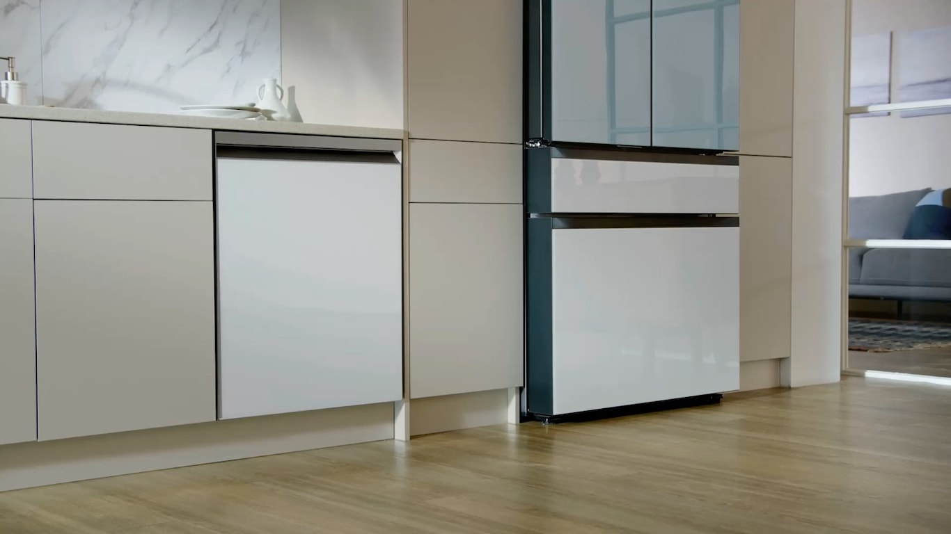 built-in-kitchen-refrigerator-dishwasher