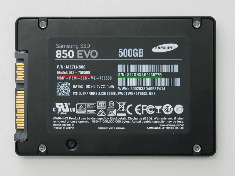 Заводская табличка на SSD